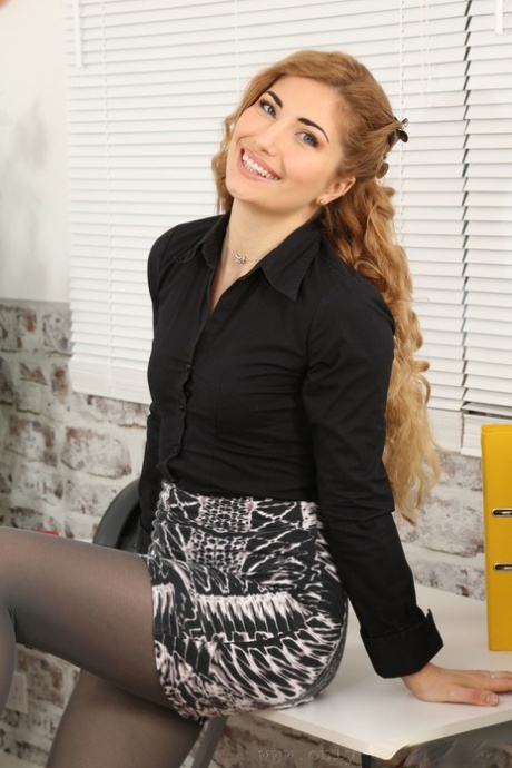 modello di paginone centrale per partire immagine