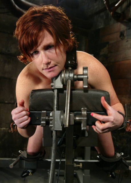 analni seks s maćehom gola img