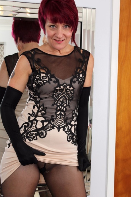 mature pantyhose exclusive archive