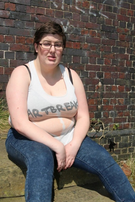 アジアの潮吹き セクシー裸 写真