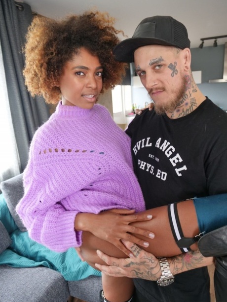 curly ebony sexy naked img