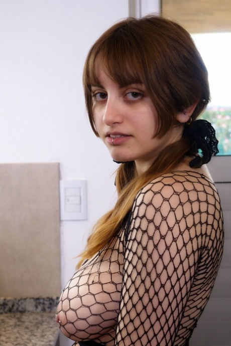 fat teen hot naked archive