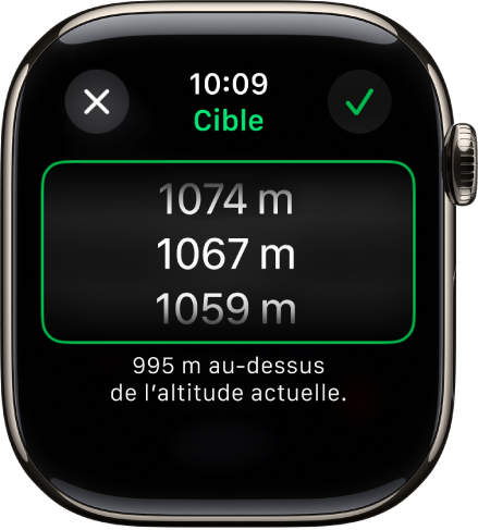 L’app Boussole qui affiche l’écran Altitude cible. Une liste déroulante d’altitudes s’affiche au centre de l’écran. En dessous de cette liste se trouve une comparaison de l’altitude sélectionnée et de votre altitude actuelle. Des boutons Fermer et Coche se situent en haut.