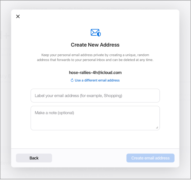 Η οθόνη «Απόκρυψη email» στο Safari σε iPhone.