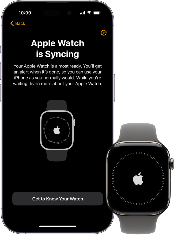 Ένα iPhone και ένα Apple Watch, πλάι-πλάι. Οθόνη του iPhone που εμφανίζει την ένδειξη «Το Apple Watch συγχρονίζεται». Το Apple Watch εμφανίζει την πρόοδο συγχρονισμού.
