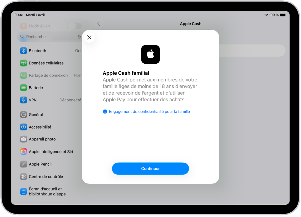 L’écran Réglages, avec la zone de dialogue de configuration d’Apple Cash pour une famille au milieu de l’écran.