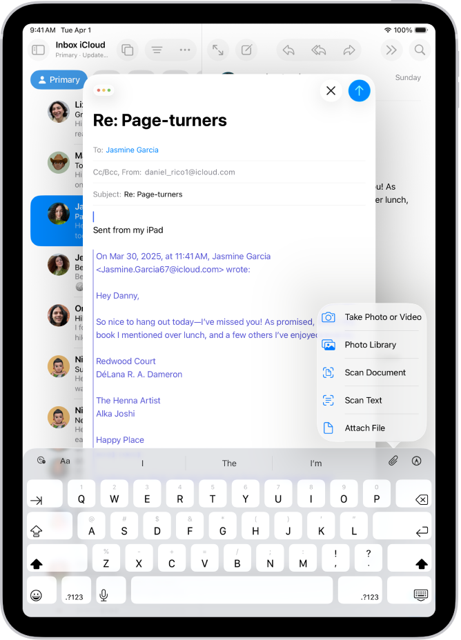 ಕೀಬೋರ್ಡ್ ಮೇಲಿರುವ ಅಟ್ಯಾಚ್ಮೆಂಟ್ ಆಯ್ಕೆಗಳೊಂದಿಗೆ ಕಂಪೋಸ್ ಮಾಡಲಾಗುತ್ತಿರುವ ಡ್ರಾಫ್ಟ್ ಈಮೇಲ್.