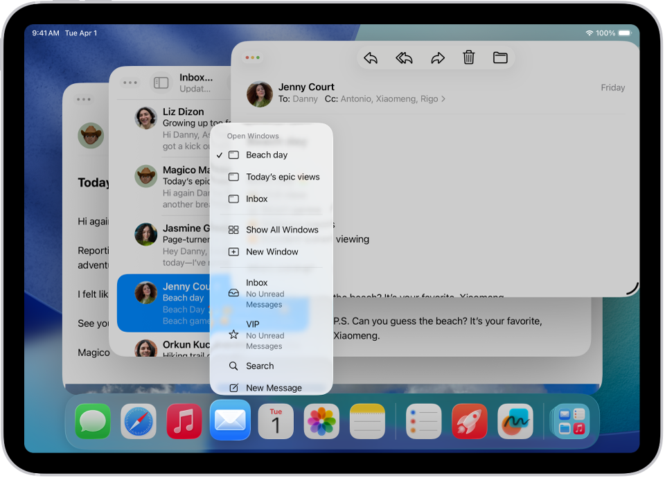 iPad کی اسکرین جس میں میل ایپ کے لیے ونڈو کھلی ہوئی ہیں اور ان میں سے ایک ونڈو میں ایپ کے لیے ایپ مینو دکھایا جا رہا ہے۔