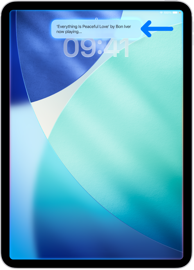 Một iPad đang hiển thị phản hồi từ Siri ở đầu màn hình.