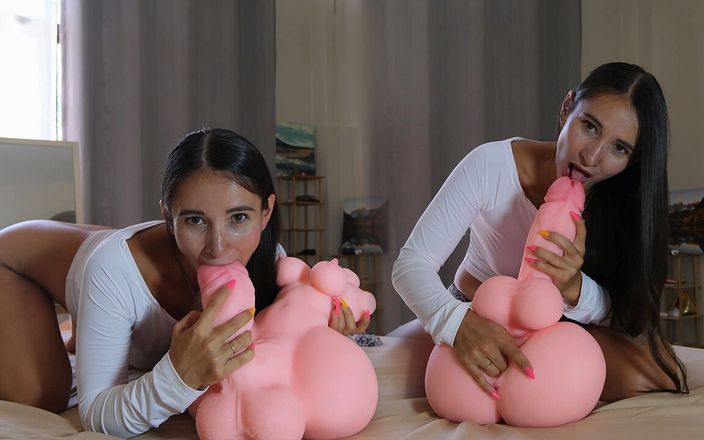 PassionBunny: Nueva experiencia con muñeca futanary y orgasmos mutuos