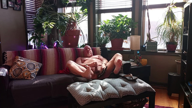 beardaddychub: Bear Jerks off in Flip Flops - Bonus Feature Included at...