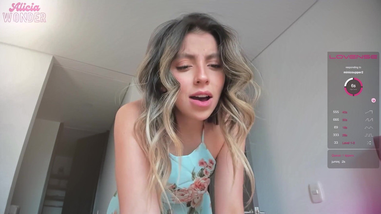 Cute Alice: Beautiful Colombian with Small Tits and a Fat Ass Lifts...