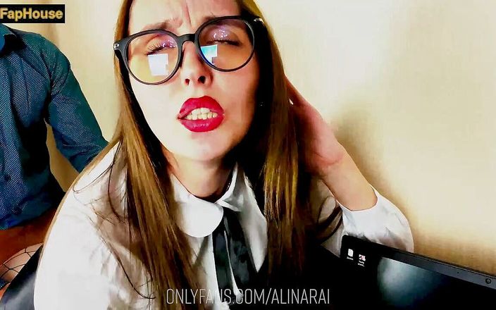 Alina Rai: Моя мачеха устроилась секретарем у друга моего отчима