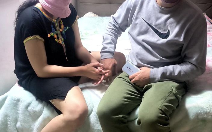 Cuckold Arabic: Arabic Egyptian Fucks His Naughty Wife in Front of the...