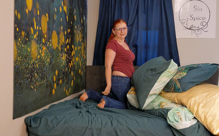 Sin Spice by Sophia Sinclair and Jasper Spice: Redhead Stepaunt Buttcrack Exposed Making Your Bed