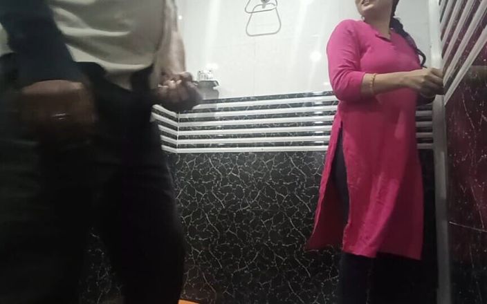 Pyaripooja22: The Stepsister Caught Me Masturbating in the Bathroom, Then the...