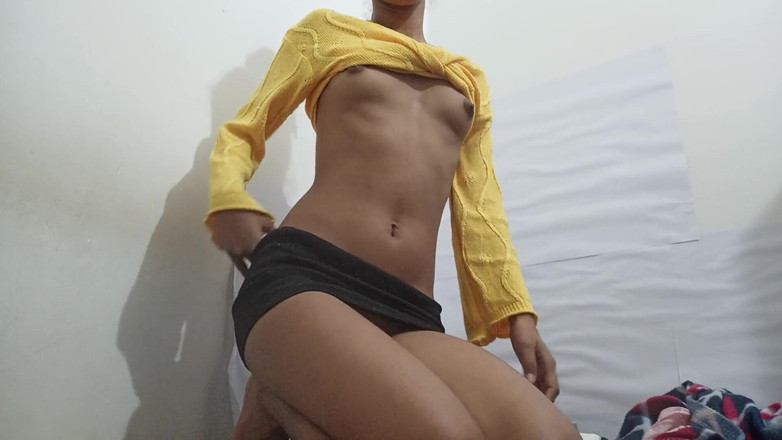 desigirl93: Esconderse y buscar chica cachonda masturbarse