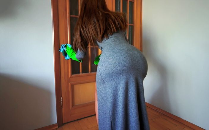 wowlove: Vältränad styvmamma fångade styvsonen med boner under rengöring. Kommer hon...