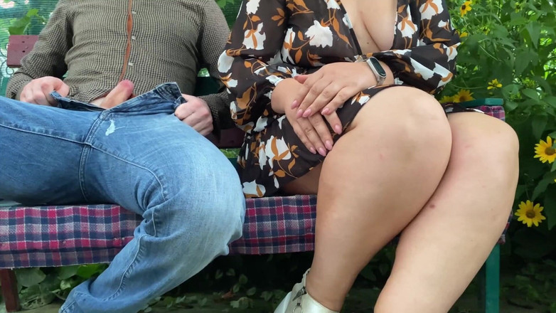 OurFetishLife: Yerno arriesgó a mostrar su pene en presencia de su...