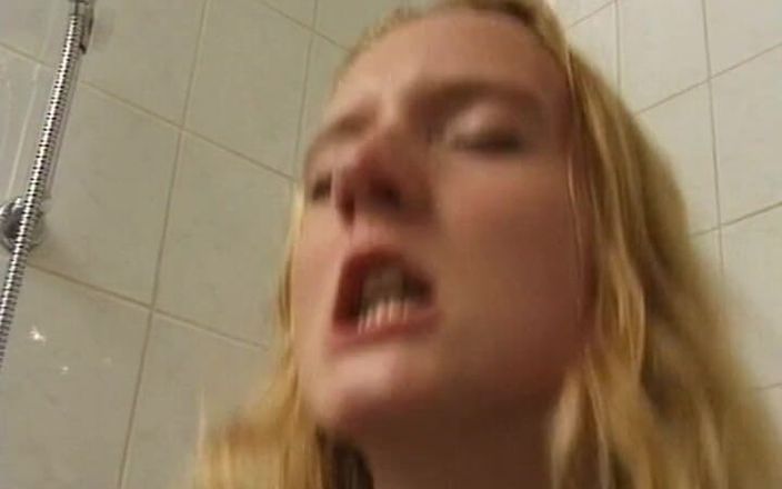 Pissing Experience: Amantes secreta lluvia dorada en el dormitorio # 3