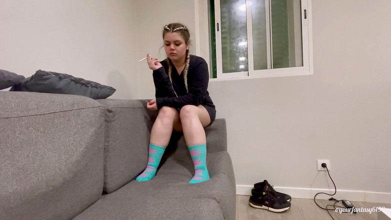 Your fantasy studio: Farts and smoking in colored socks and dress