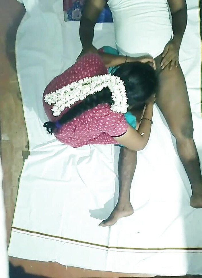 Priyanka314: Tamil Aunty Smooth Sex with Village Boy Friend