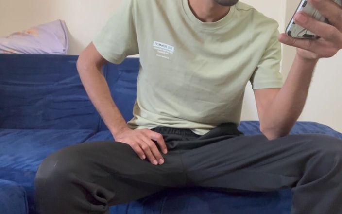 Arab gay sex: Masturbation