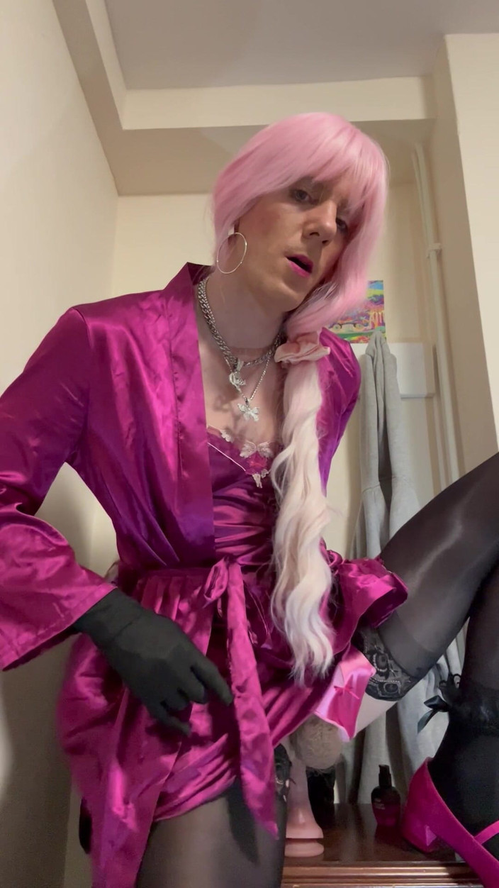 Jessica silk: Jess Silk Rider Dildo
