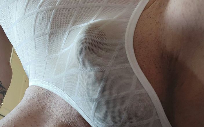 PantyboiJay: 란제리 팬티를 입은 남자가 자지를 섹시하게 레이스 브라와 팬티에 박아