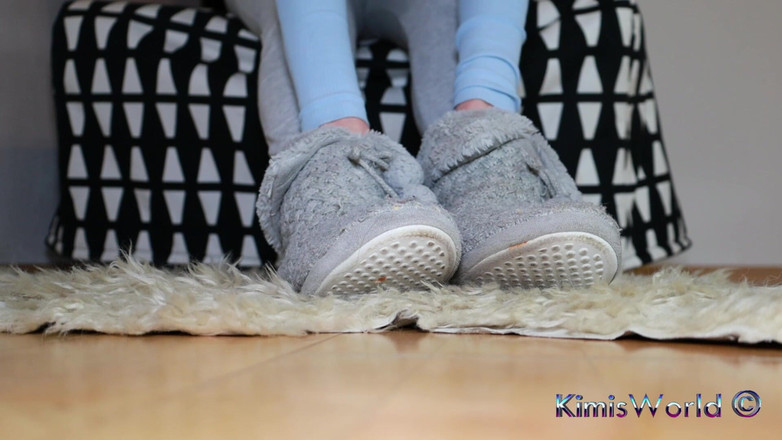 KimisWorld: Zapatillas, calcetines y medias