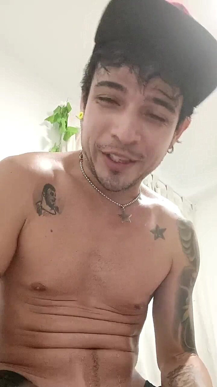 Leo Bulgari - My Simple, Sexy & Funny Life [SFW]: Нефильмированные моменты 2 - вживую с Leo Bulgari - я дрочу и много кончаю!