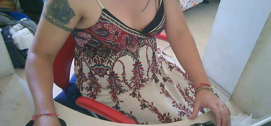 Nikki Montero: Nikki Montero Wearing a Beautiful Dress