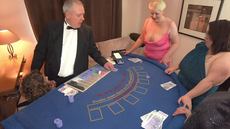 MattyFacial: Casino blackjack chupando y follando