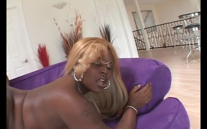 The Dark Side X: A Chubby Black Girl Wants Long Cocks