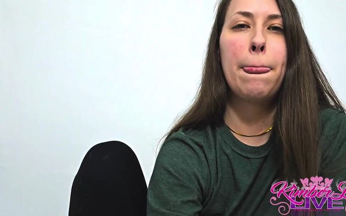 Kimber Lee: Cornudo recibe un regalo de paja de Kimber Lee
