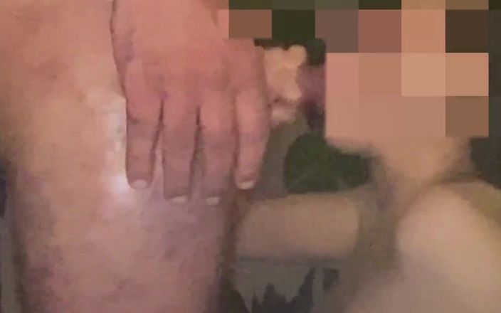 Jollyfuckingoldman: Отчим дает падчерице грязную тренировку глубокой глотания спермы