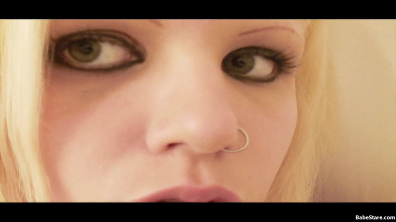 Babe Stare: Ponte cerca y personal con Satine