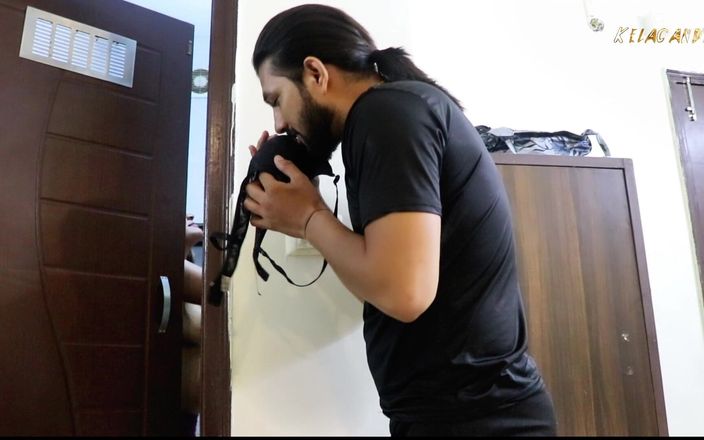 Uncuttt fantasy: Stranger Fucked 18+teen Girl in Bedroom Indian Porn Video