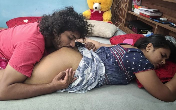 Vaishnavysharunraj: デジマラヤーリカップルの自宅でのホットセックス、ナイティでのマルカップルホットセックス、マラヤーリ妻ネグリジェの除去とボーイフレンドとのセックス