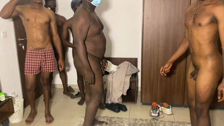 Funfor10k gay videos: La princesa Natasha y sus amigos no podrían manejar el...
