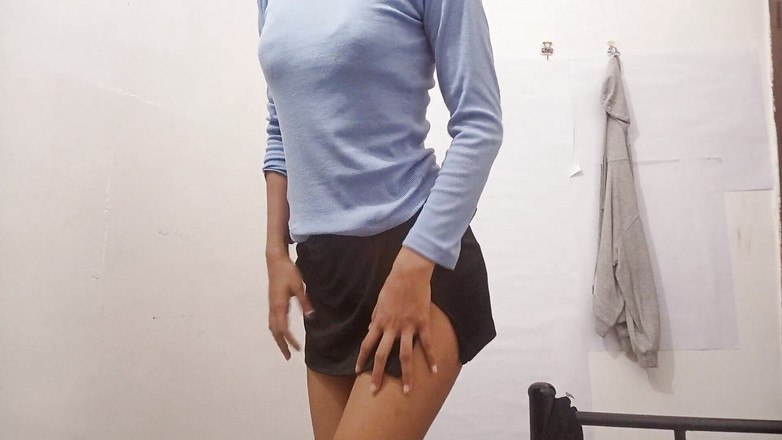 desigirl93: Indian Hot Desi Girlfriend Masturbating
