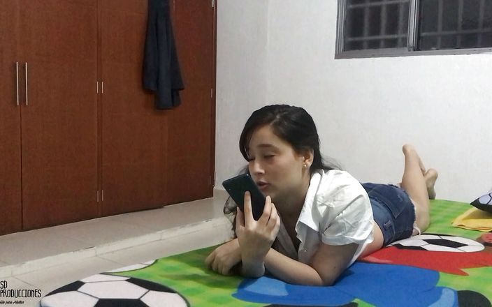 Emma vict: The Most Beautiful and Sexy Neighbor Sucks My Cock Very...