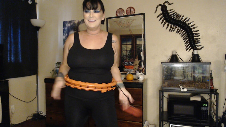 Abby Anna: Hula Hoop Weighted Fitness Routine