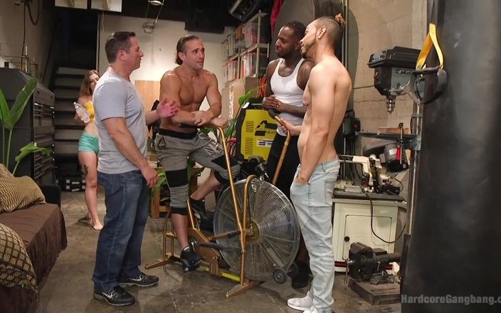 Hardcore Gangbang by Kink: Ella nova follada por hermanastro y sus amigos