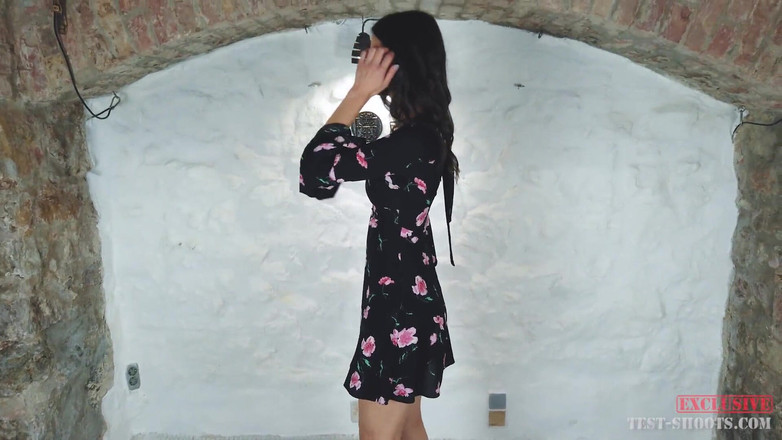 Test-Shoots: Эксклюзивное видео с хорошеньким симпатичным лицом девственницы-тинки Viola Kat на обнаженном кастинге