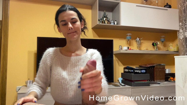 Homegrown Video: Очень горячая доставка пиццы