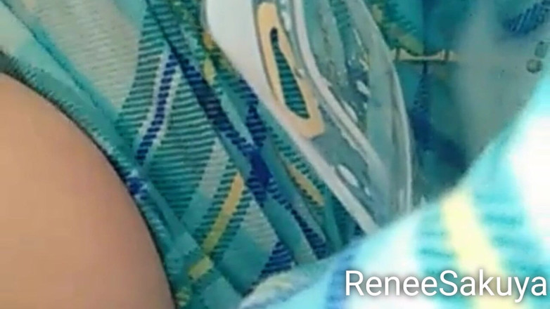 Renee Sakuya: Kojící do tašky na mateřské mléko