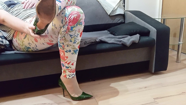 High Heels Kingdom: Crossdresser Dangling in Sexy Snake Leather Pointed Toe Casadei High...