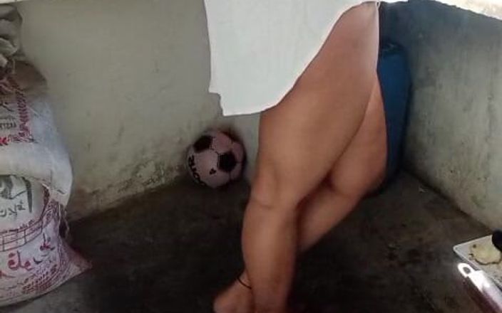 RIMSHA: Indian Jeeja Saali Hot Fucking in Kitchen