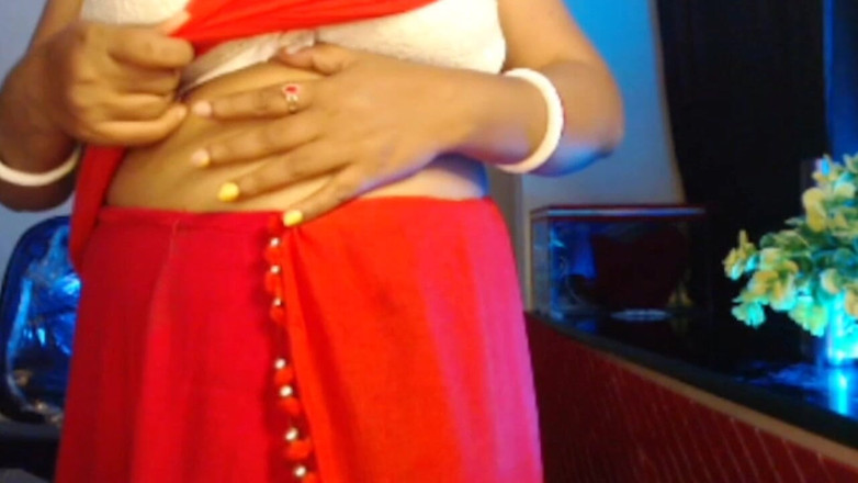 HotGirl21: Gadis seksi india lagi pamer aduhainya pakai bra